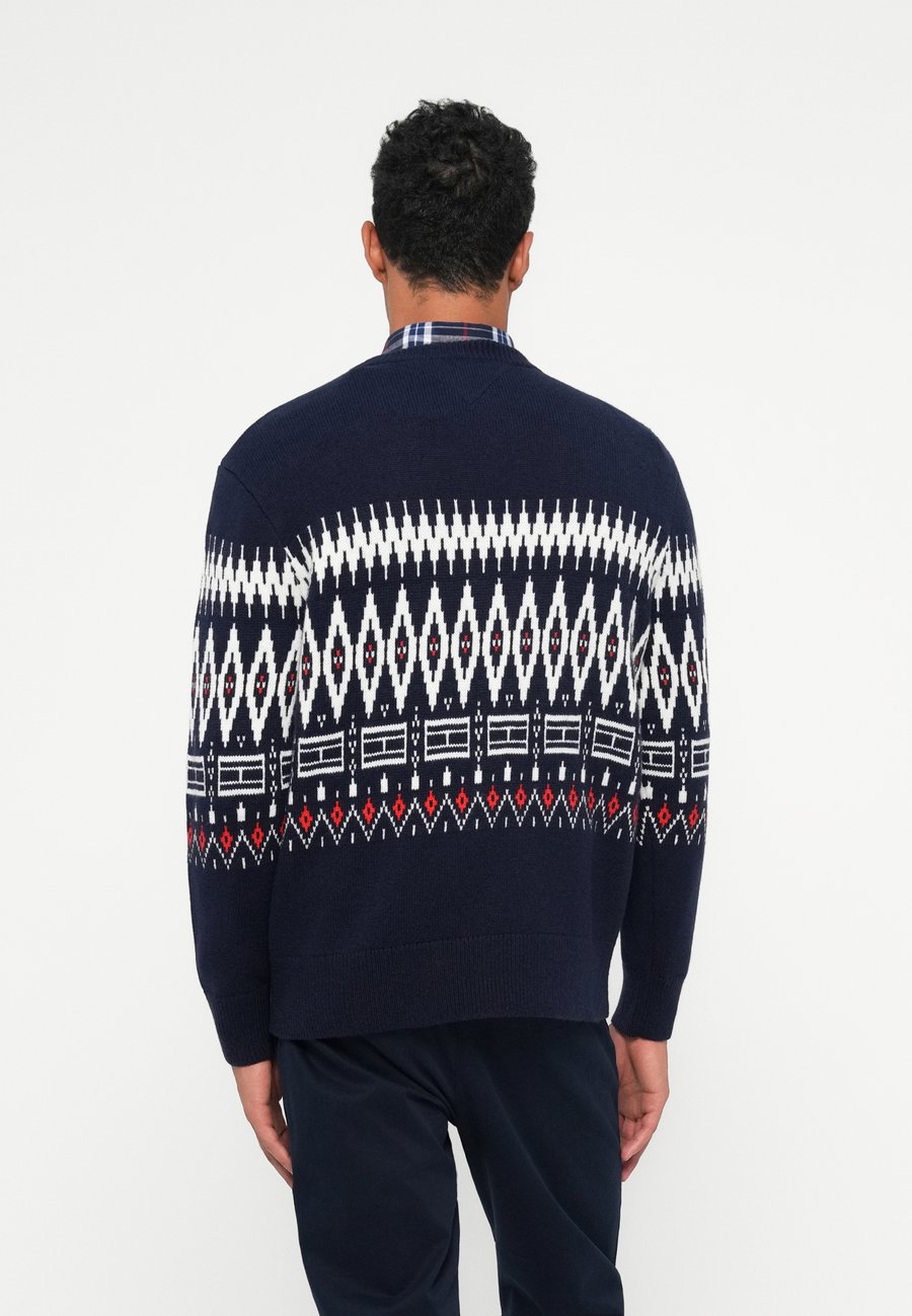 Джемпер Tommy Hilfiger PLACED FAIRISLE BLEND CREW UNISEX, Desert Sky/Ivory Petal/Dark Blue — фото 2
