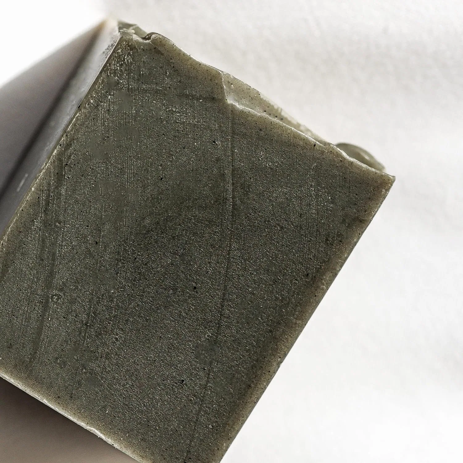 Мыло для лица «Black Clay Facial Soap» от Osmia Organics Osmia — фото 3