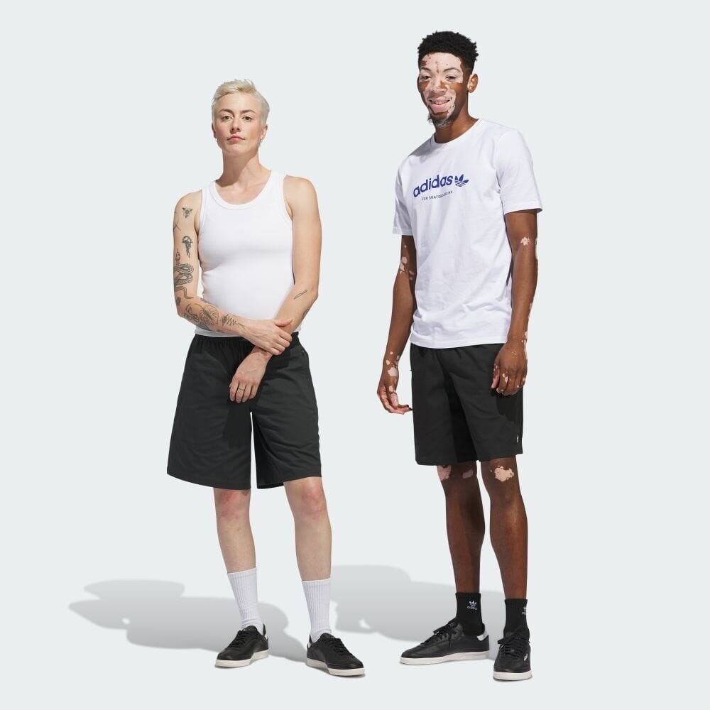 

Шорты Adidas Skateboarding shorts (gender neutral), цвет Carbon/Ivory