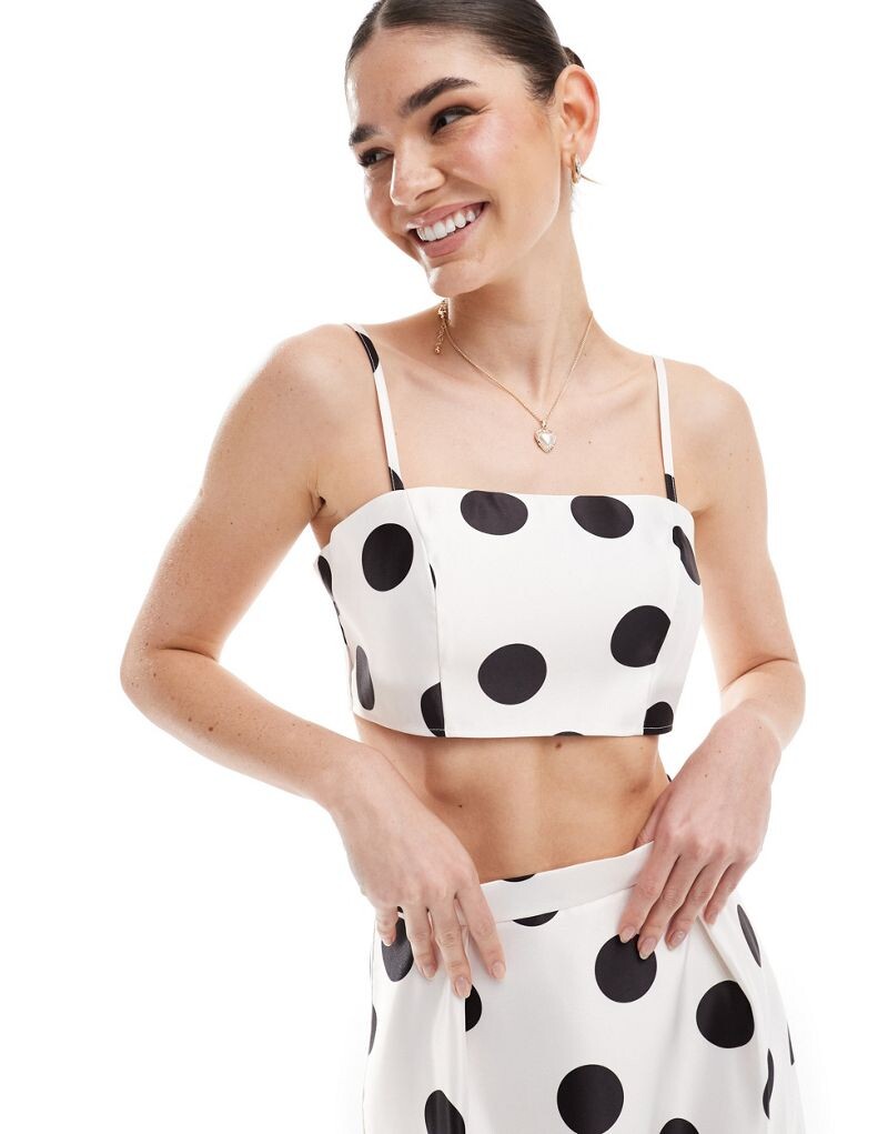 

Укороченный топ на бретелях ASOS DESIGN с точечным принтом