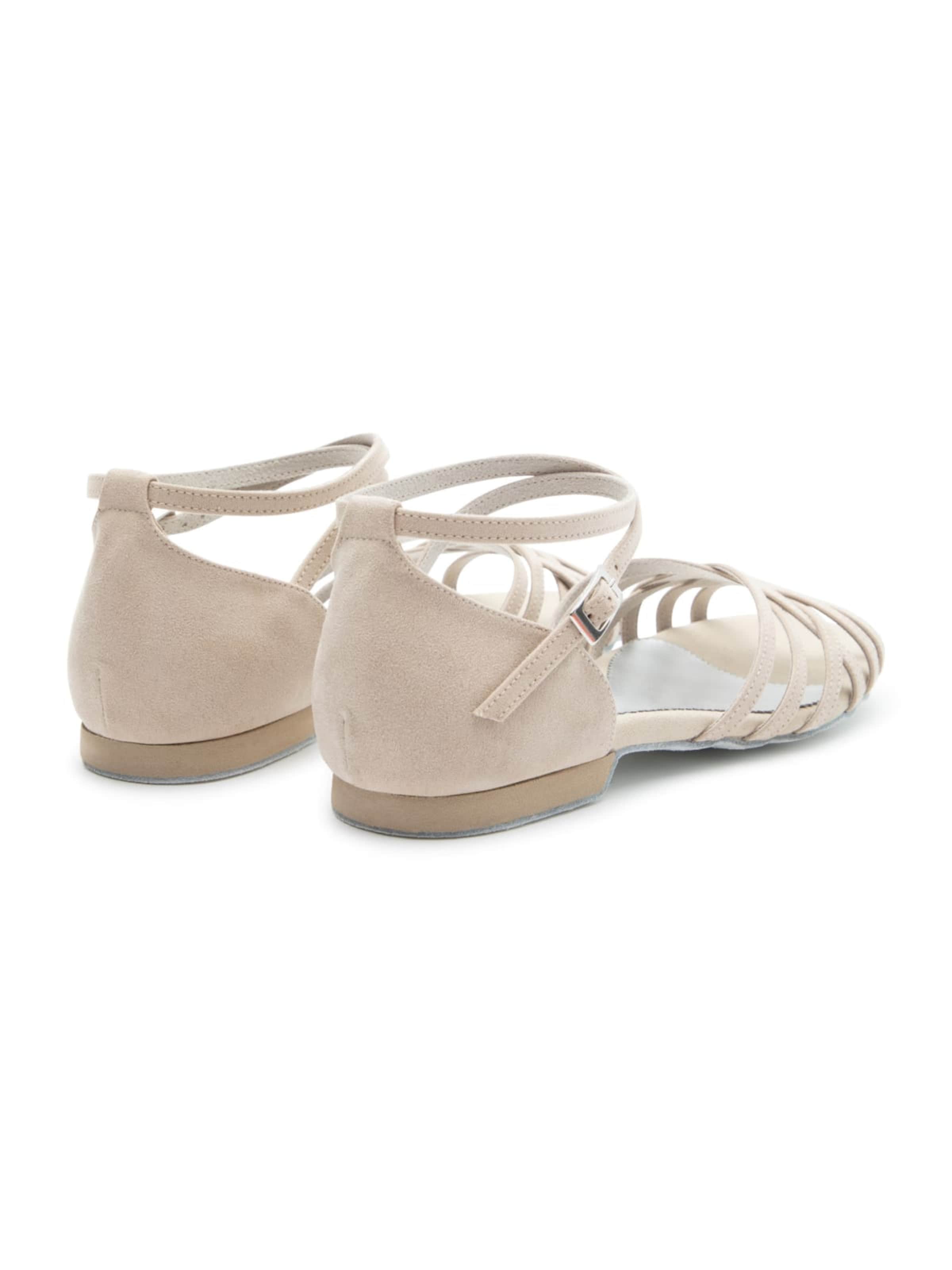 Dancing Queens Классические слипоны 'Joy Tanzschuhe Microfaser - Absatz 1.0 cm flat & Outdoor-Sohle' в бежевом цвете — фото 4