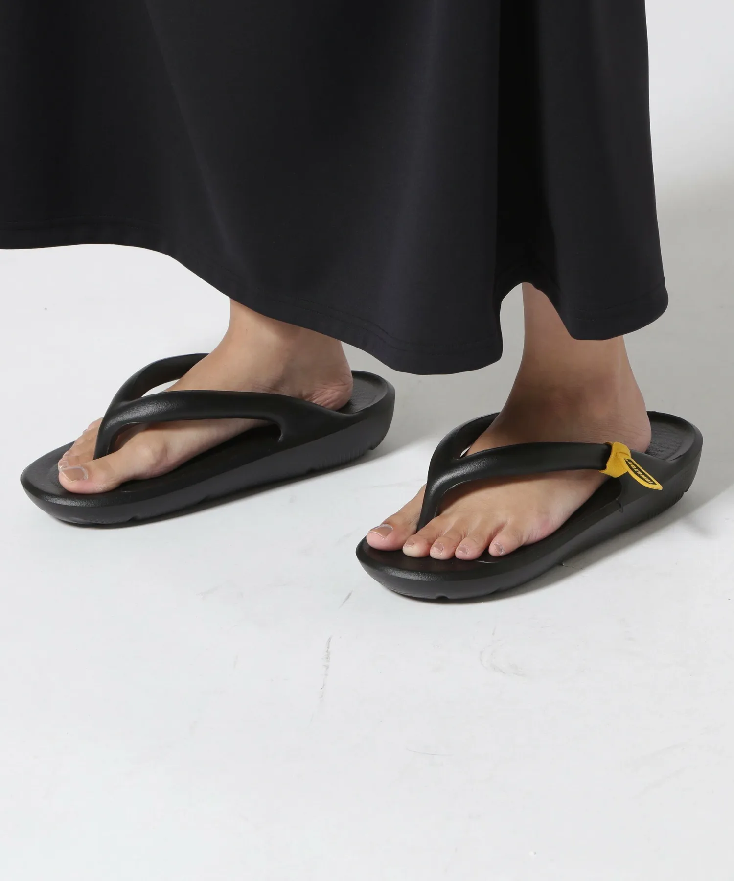 Сандалии TAW&TOE/TOE/ZEROVITY Flip Flog OG Royal Flash, black — фото 2