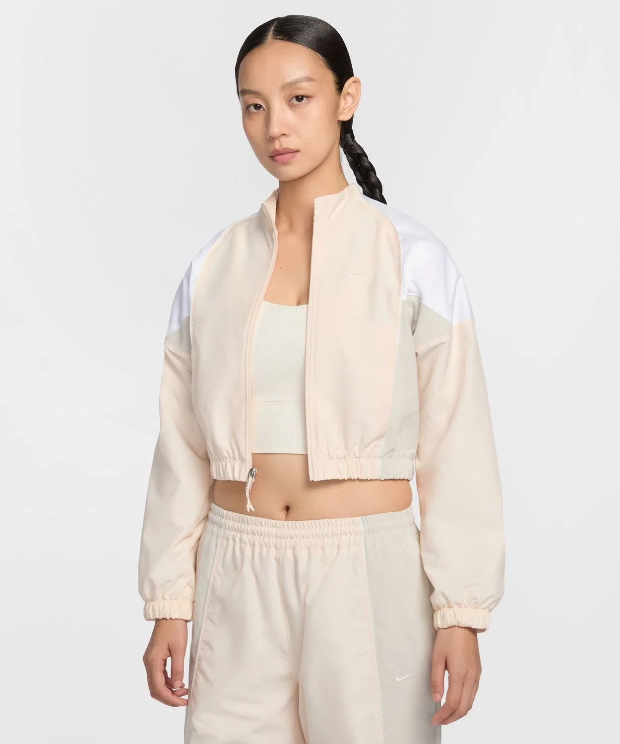 Куртка Nike Shrunken Track Jacket, полиэстер, кроп, айвори — фото 3