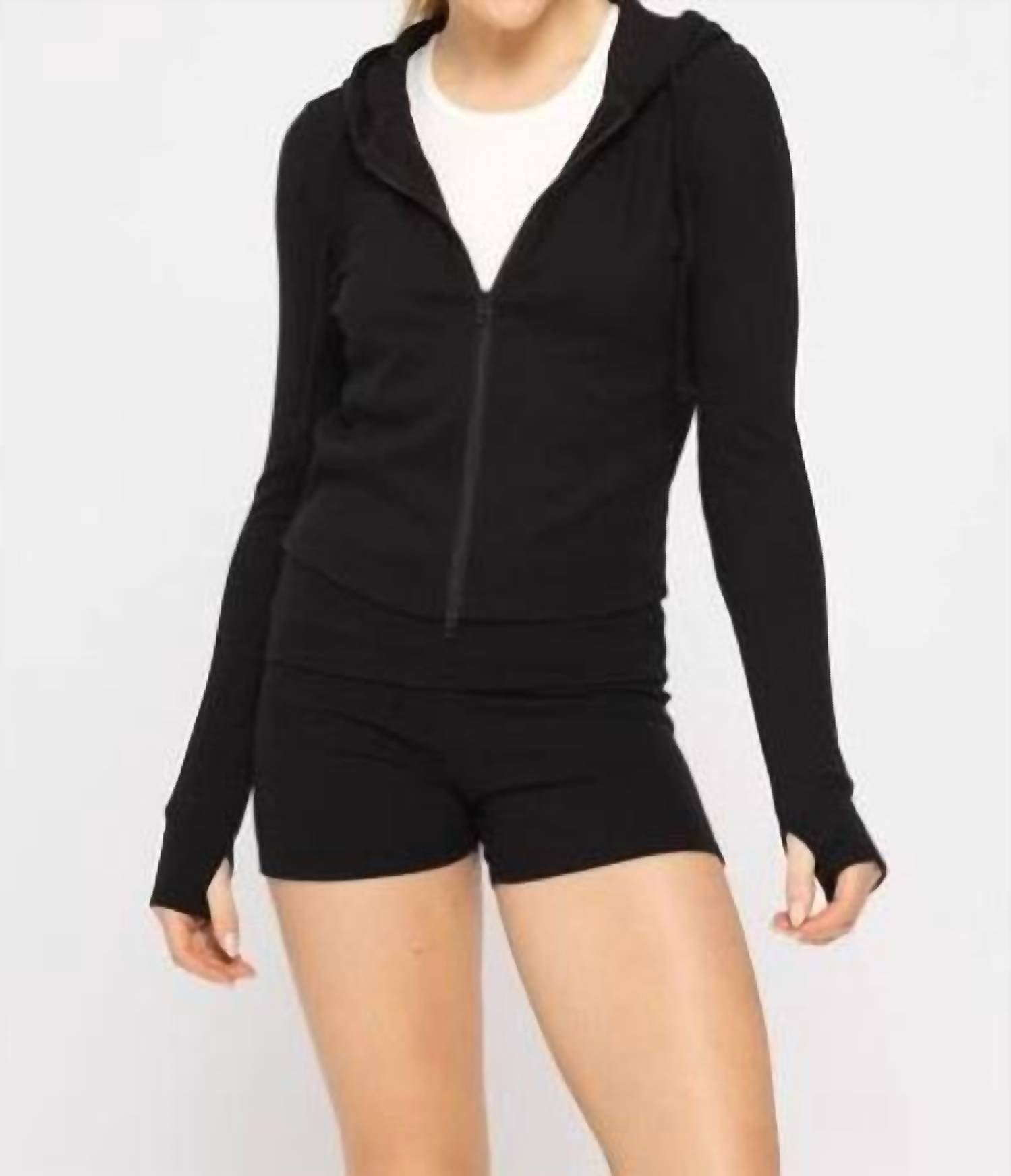 

Толстовка с капюшоном Becky Ribbed черного цвета mono b