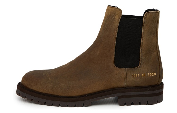 

COMMON PROJECTS Короткие ботинки челси коричневого цвета