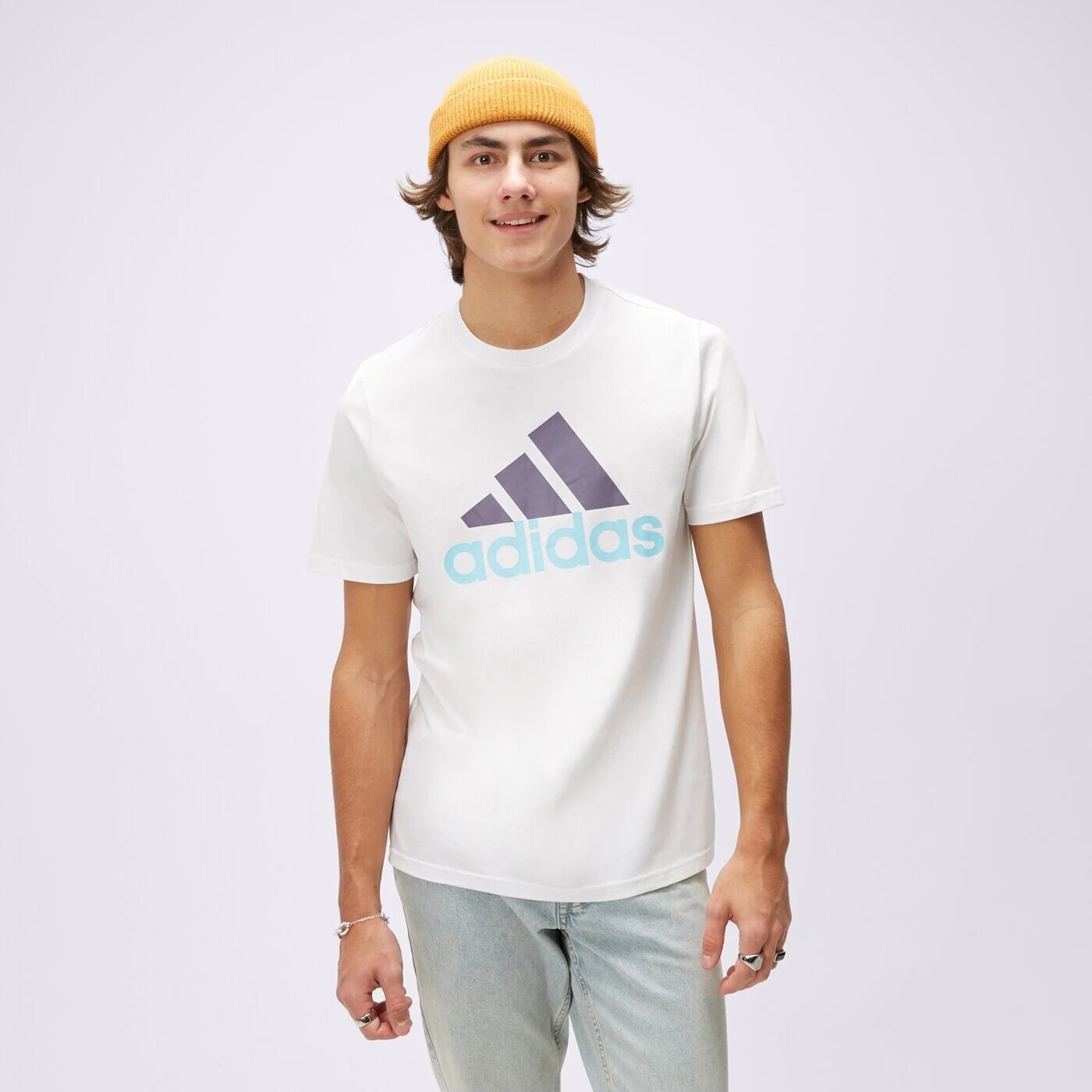 

Футболка Adidas с логотипом, белый