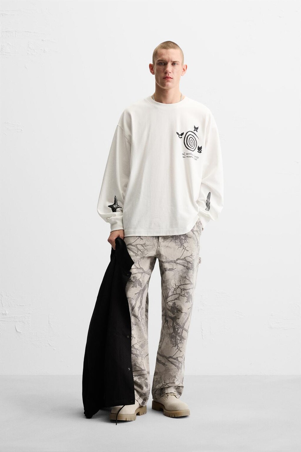 

Футболка с принтом x all caps studio ZARA, устрично-белый