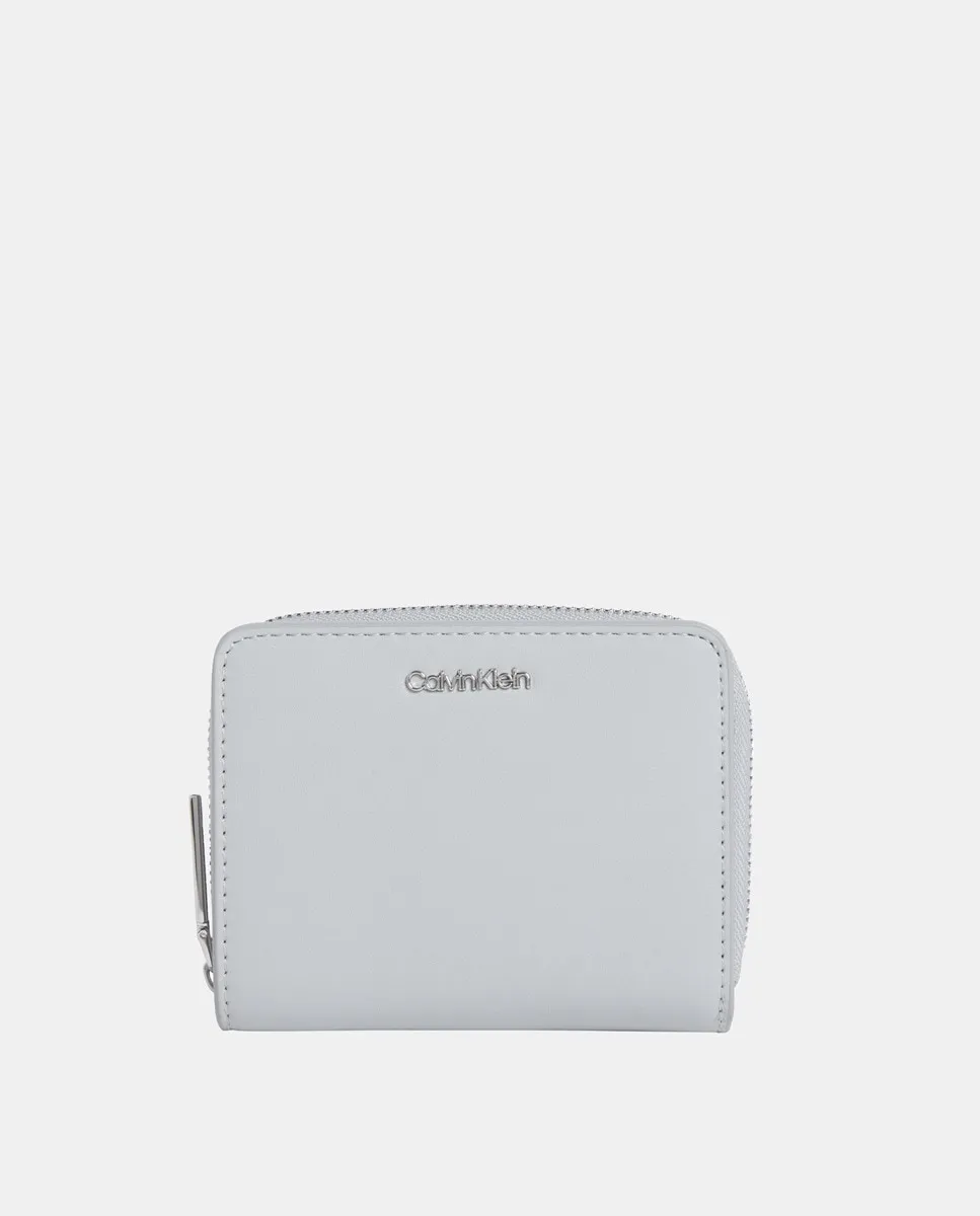 

Женский кошелек тройного сложения Calvin Klein, серый