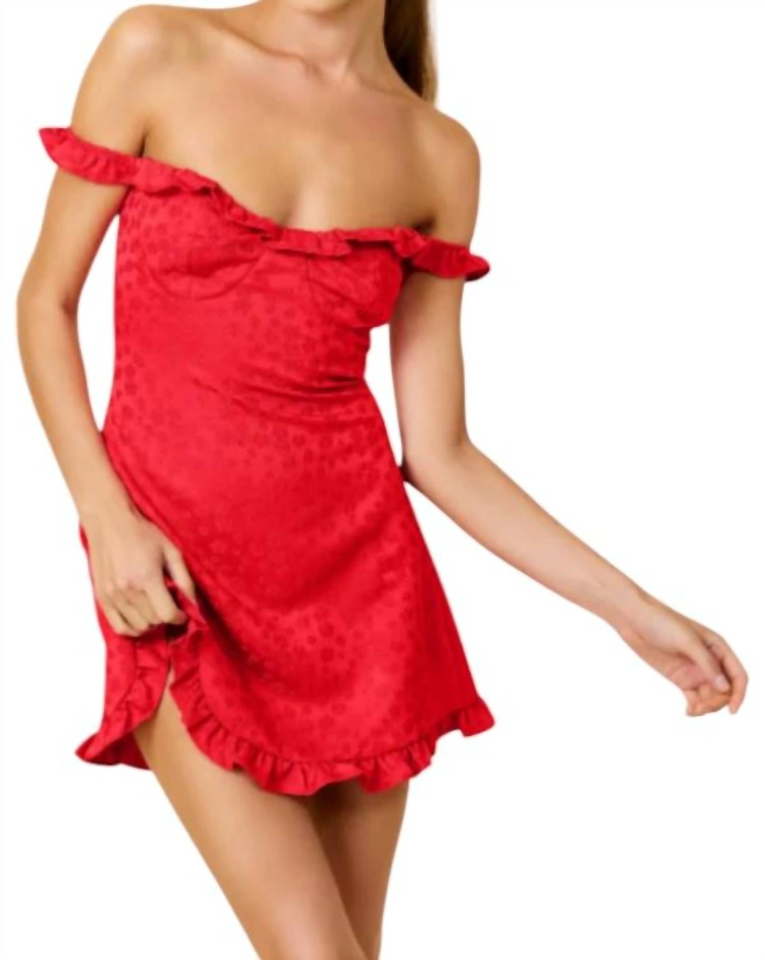 

Платье Penni Mini в алом цвете line and dot, цвет scarlet