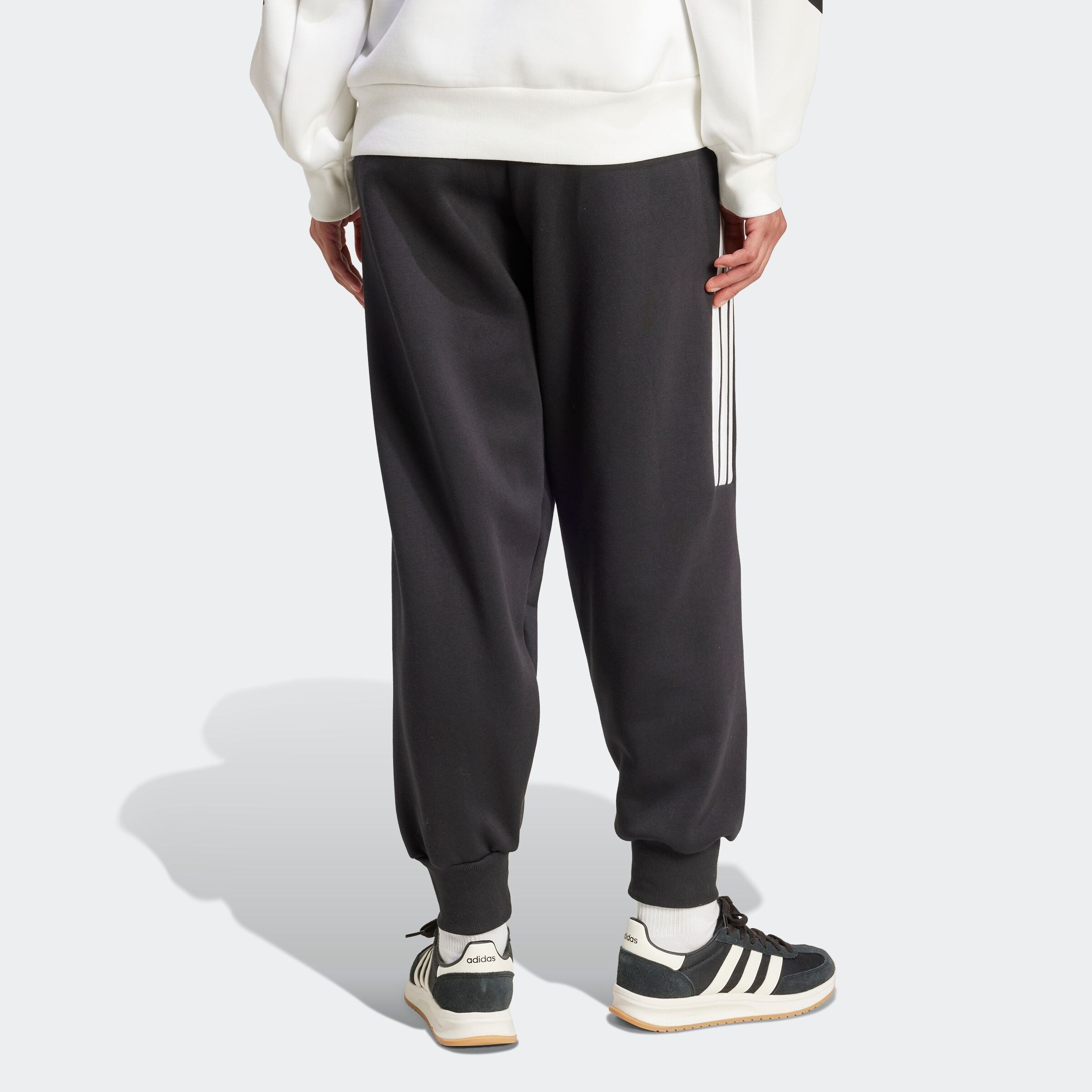 Adidas Sportswear Узкие спортивные штаны 'Tiro' в черном цвете — фото 3