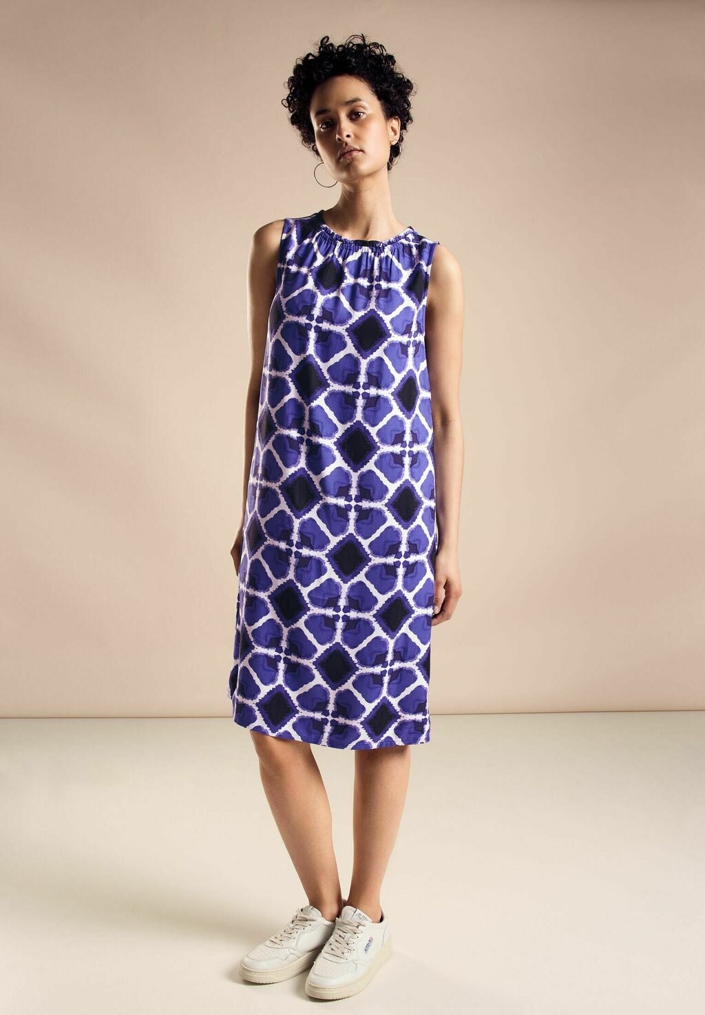 

Дневное платье PRINT Street One, фиолетовый