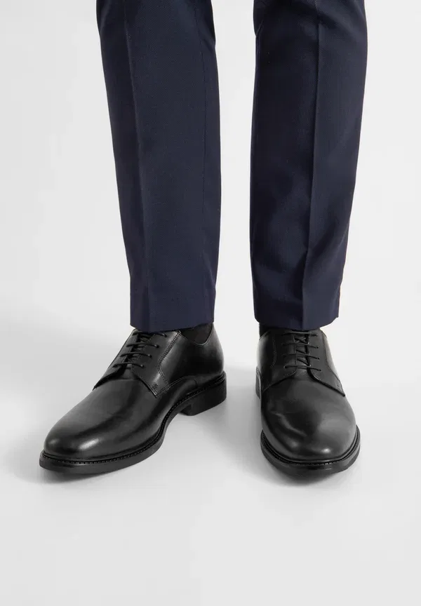 Кроссовки Lasocki Smart lace ups, черный