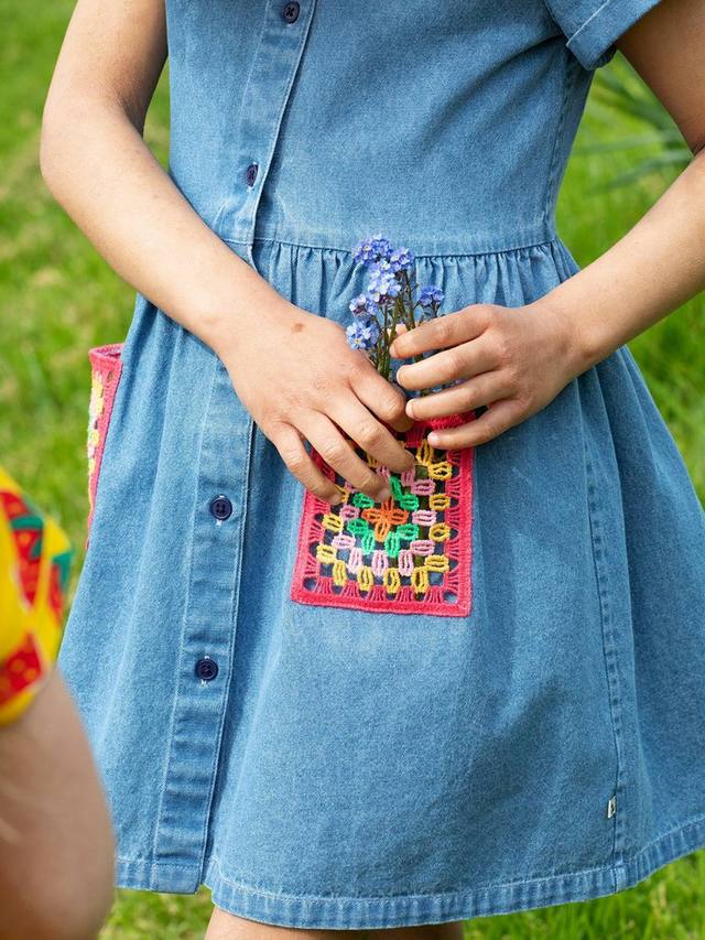 Детское платье-рубашка Kimberley из чистого органического хлопка Frugi, Denim Blue/Multi — фото 2