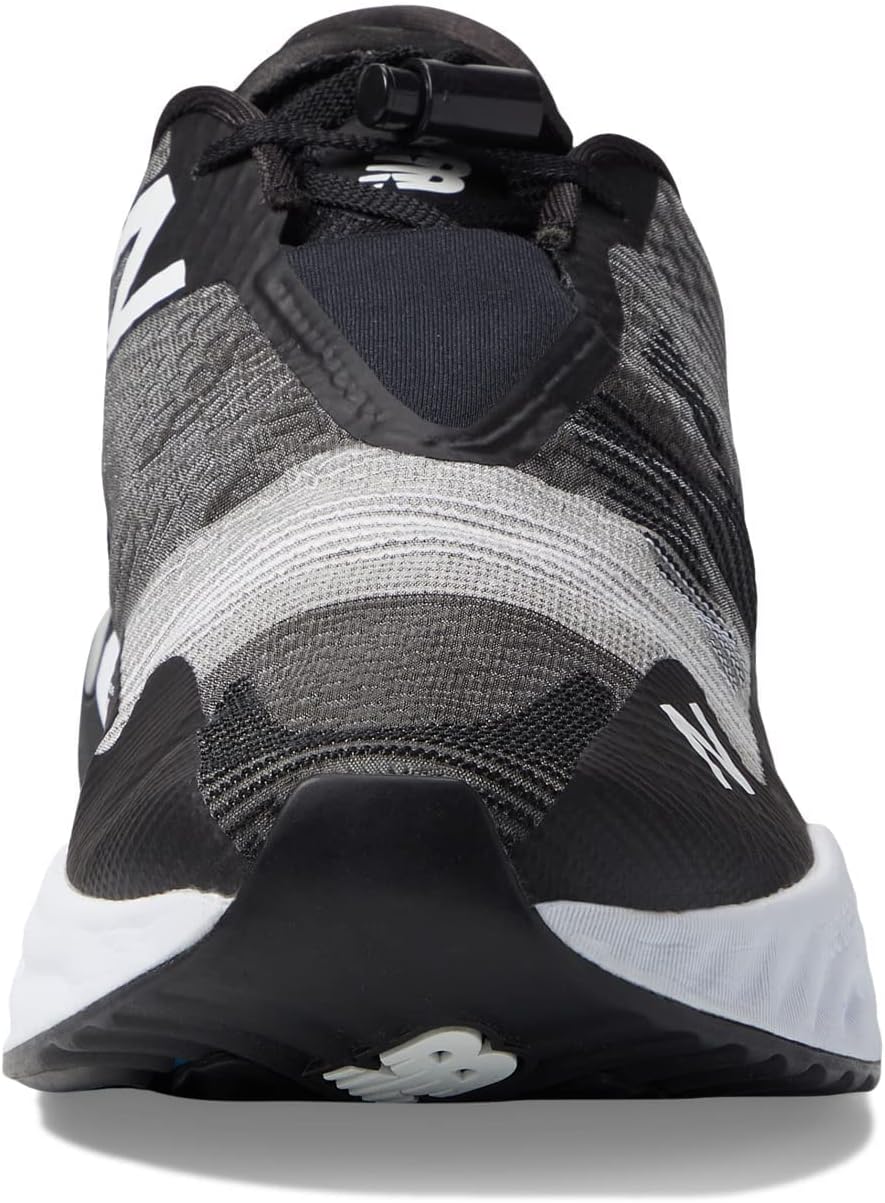 Мужские кроссовки New Balance FuelCell Rebel Tr V1, белый/черный — фото 4