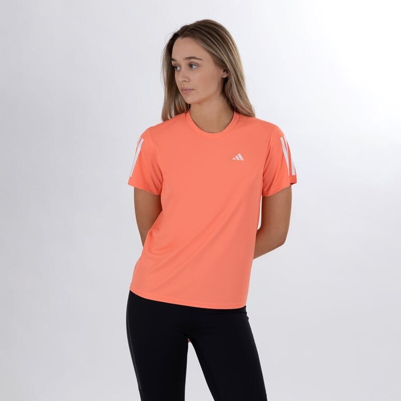 

Женская футболка own the run Adidas, красный