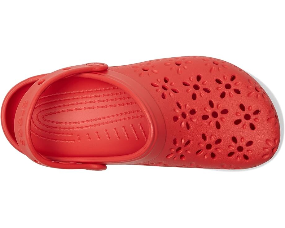Сабо Unisex Crocs Classic Clogs with Floral Cut Out Design, цвет Cherry Red — фото 2