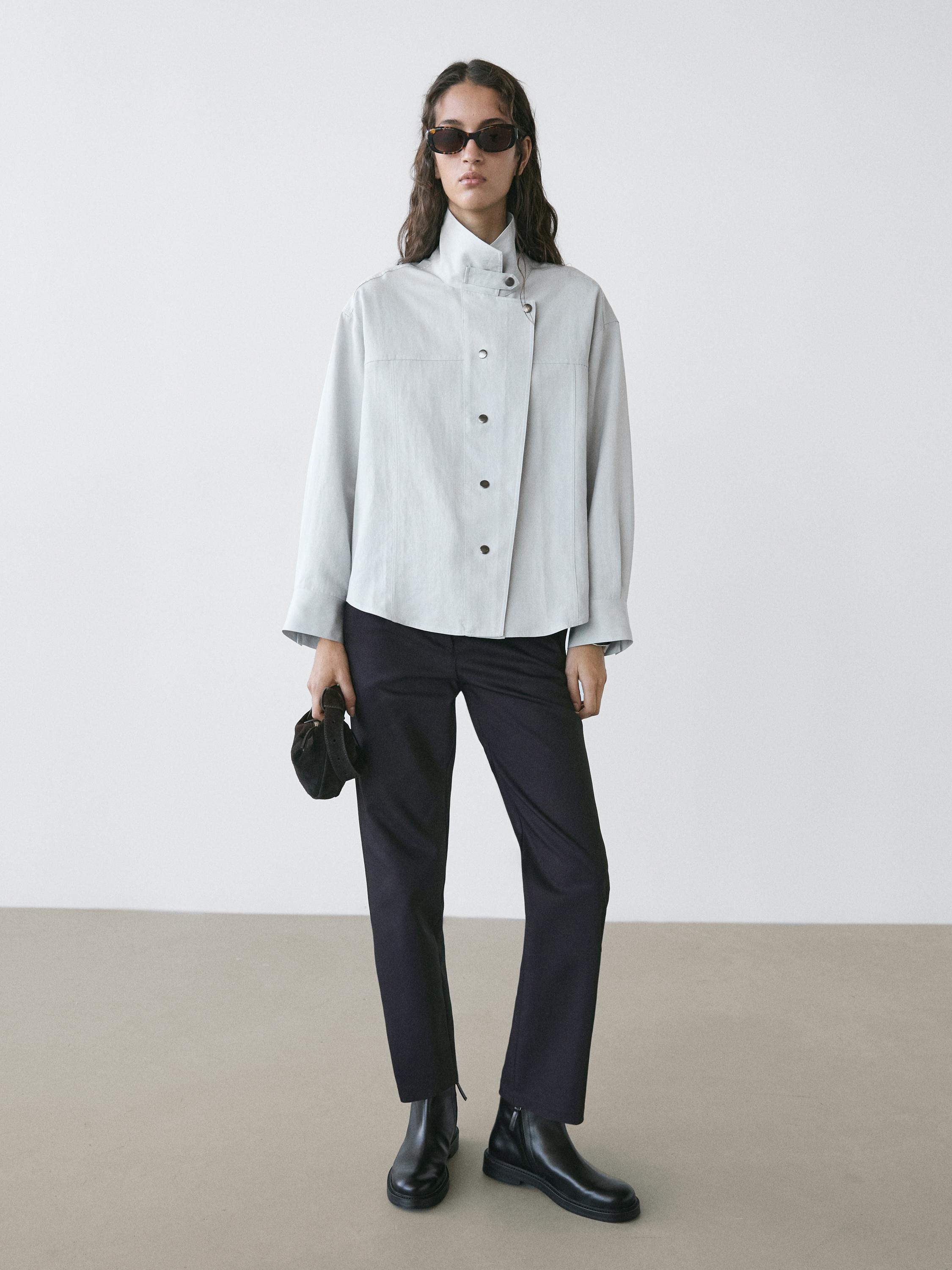 

Летящая рубашка с деталями пуговиц Massimo Dutti, light blue