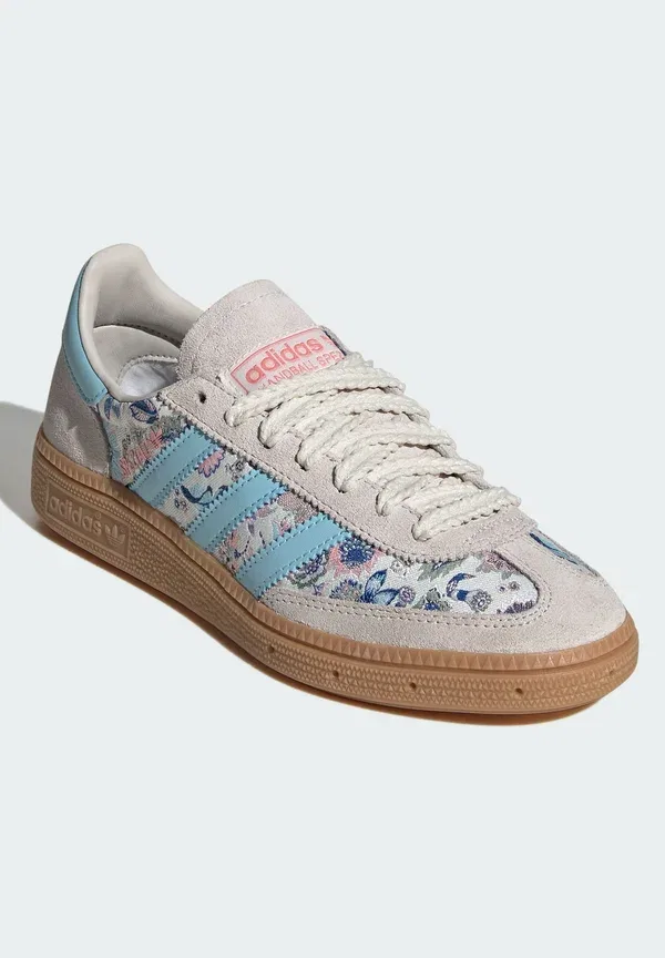 Кроссовки Adidas Originals Liberty London Handball Spezial, цвет офф-вайт, айси блю, гам — фото 2