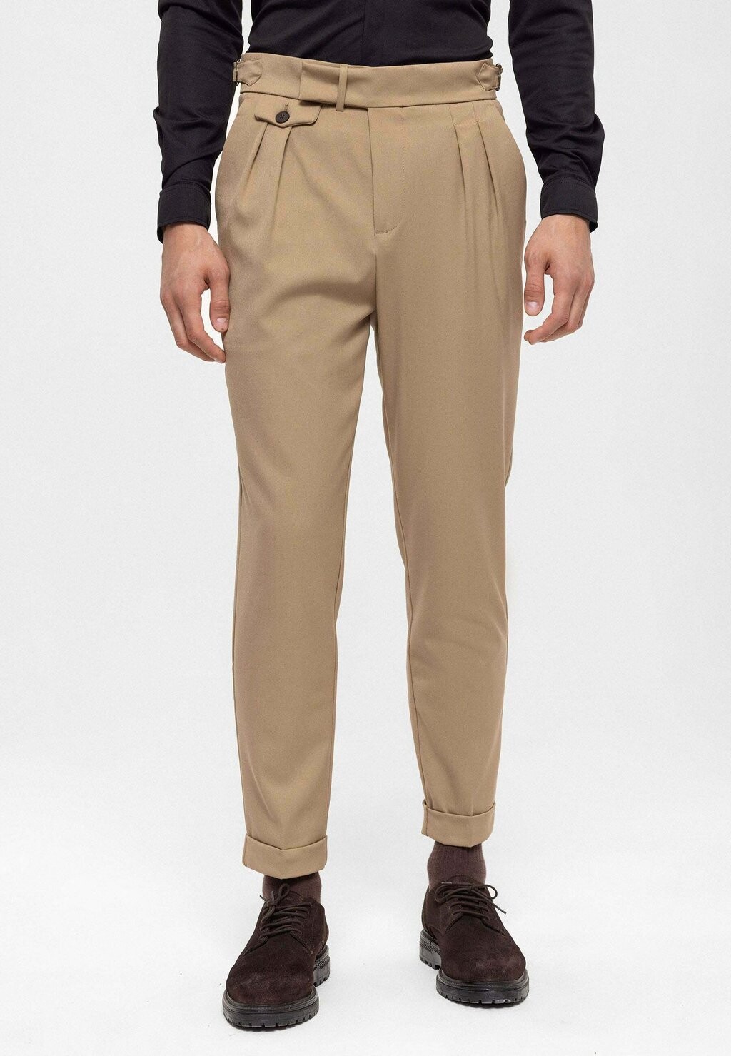 

Брюки HIGH WAIST PLEATED Antioch, цвет camel