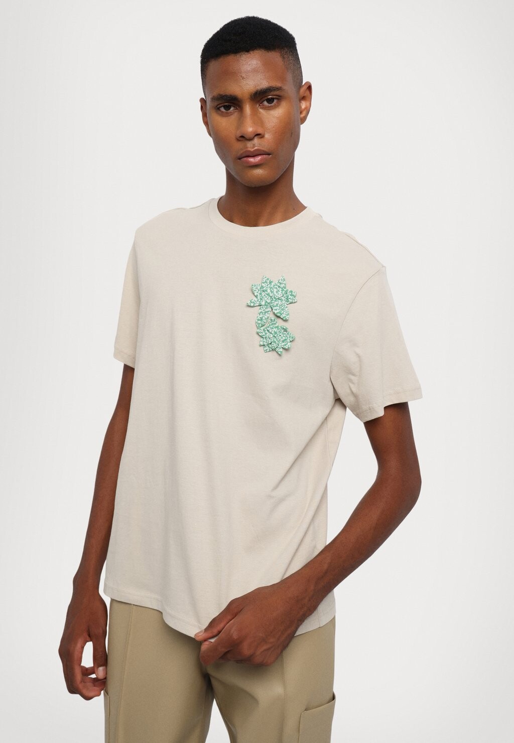 

Футболка с принтом BEADED UNISEX HOUSE OF JAFFA, молочный