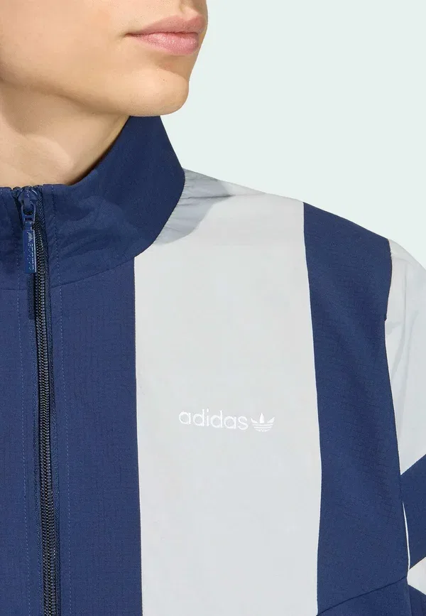 Куртка легкая Adidas Originals, цвет ночной индиго — фото 3