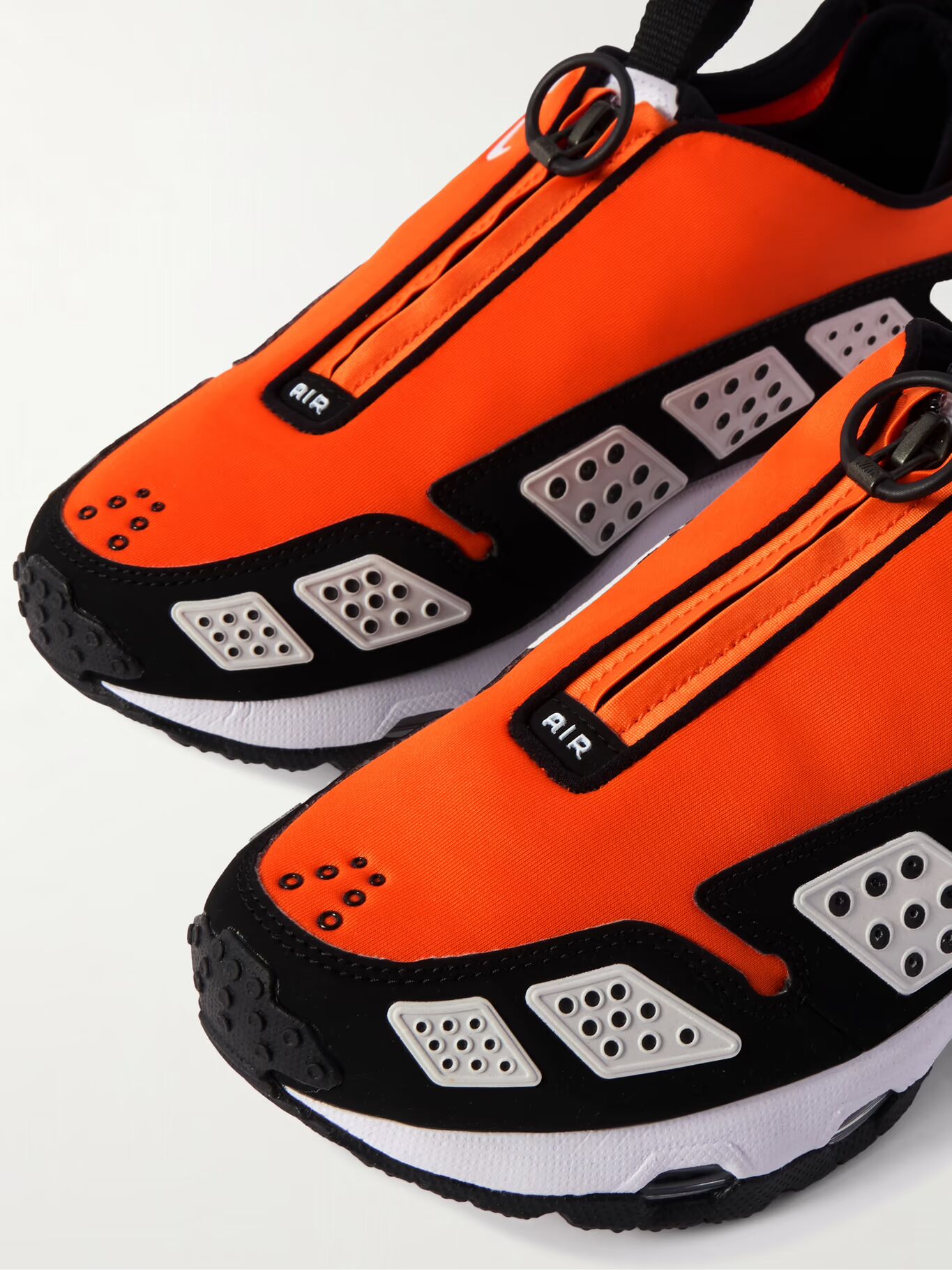 

Кроссовки Air Max SNDR Scuba с резиновой отделкой NIKE, оранжевый