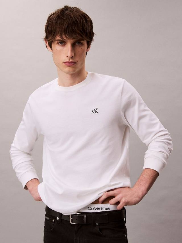 Футболка Relaxed Fit с длинным рукавом и монограммой из хлопка Calvin Klein — фото 4