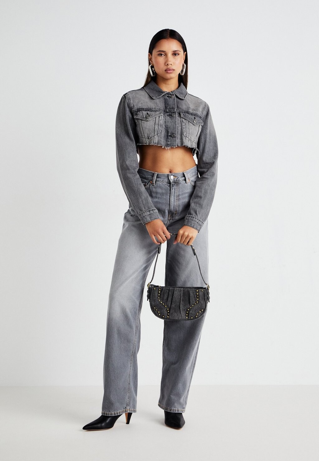 

Джинсовая куртка CROPPED TRUCKER JACKET Weekday, черный