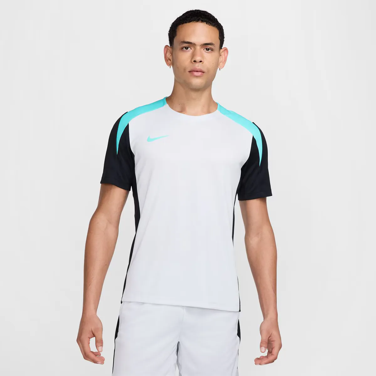 

Футболка Nike Men's Strike, серый