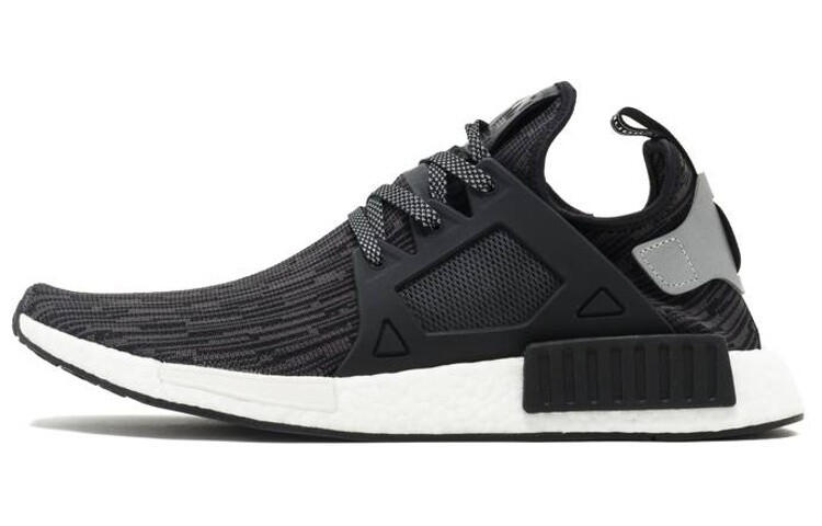 

Кроссовки Adidas Originals NMD XR1 Lifestyle Unisex S77195, черный/белый