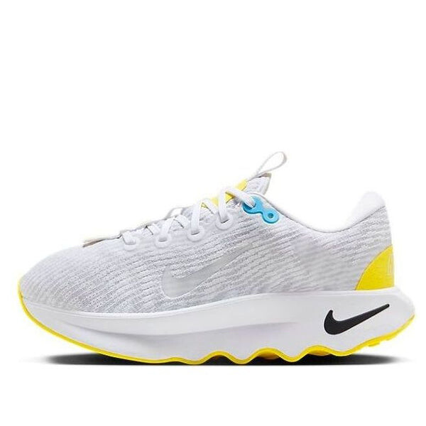 

Кроссовки (WMNS) Nike Motiva 'White', белый