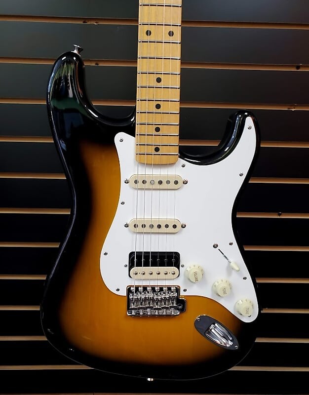 

Электрогитара Fender JV Modified '50s Stratocaster HSS