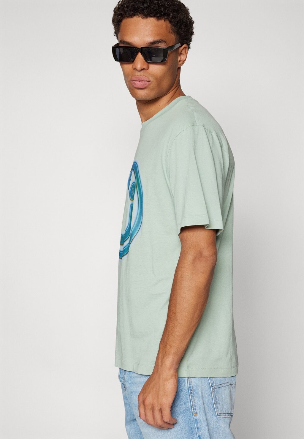 

Футболка с принтом Nakoree HUGO, светло/пастельно-зеленый