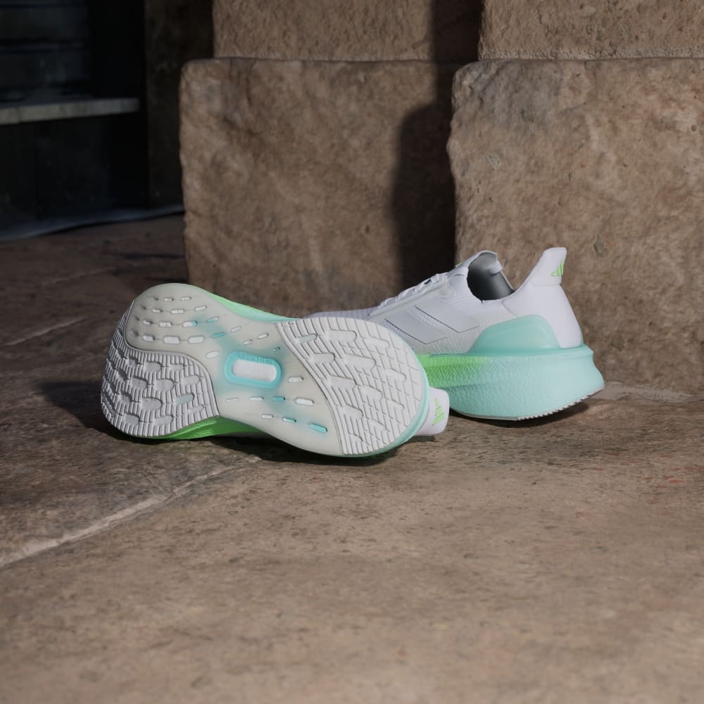 Кроссовки Adidas Ultraboost 5X Shoes, цвет Cloud White/Dash Grey/Lime Burst — фото 3