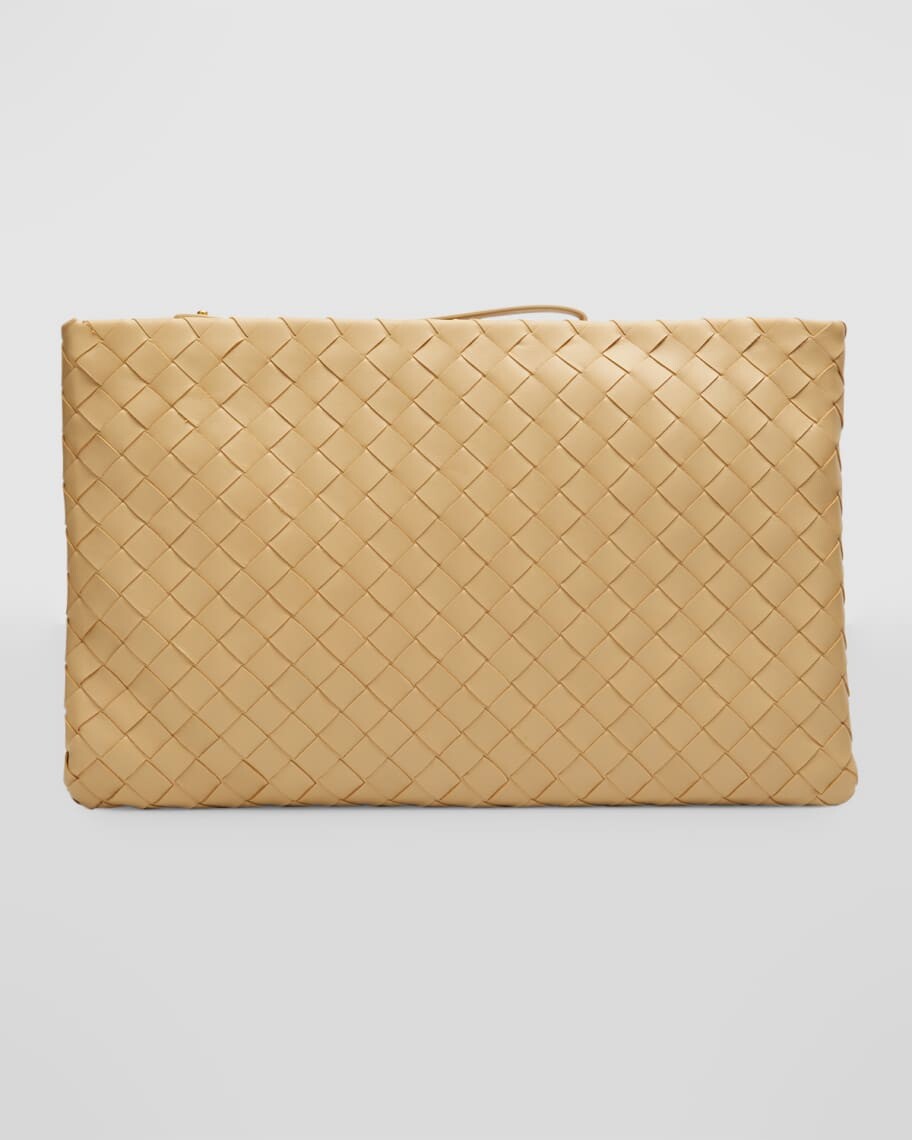 

Сумка-клатч из кожи ягненка Intrecciato Bottega Veneta