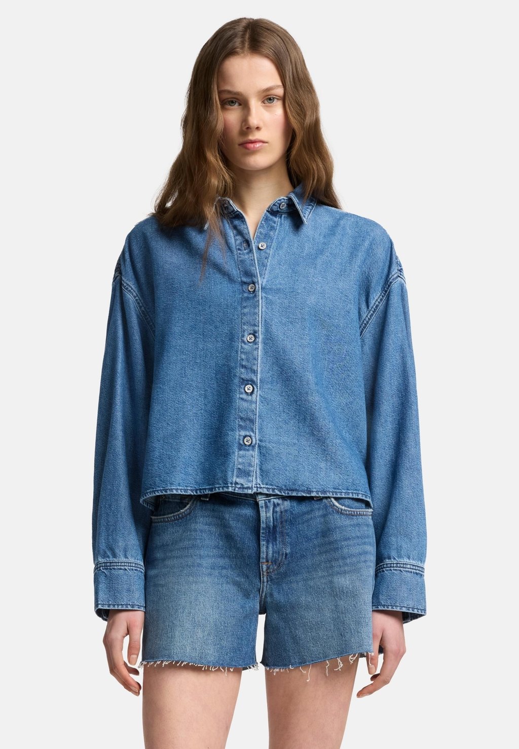 

Блузка на пуговицах CROPPED 7 for all mankind, цвет Mid Blue