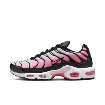 

Кроссовки Nike Air Max Plus, цвет Black/White/Hot Punch
