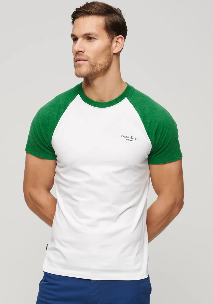 

Рубашка с короткими рукавами Superdry "SD-ESSENTIAL LOGO BASEBALL TSHIRT", цвет Optic/Field