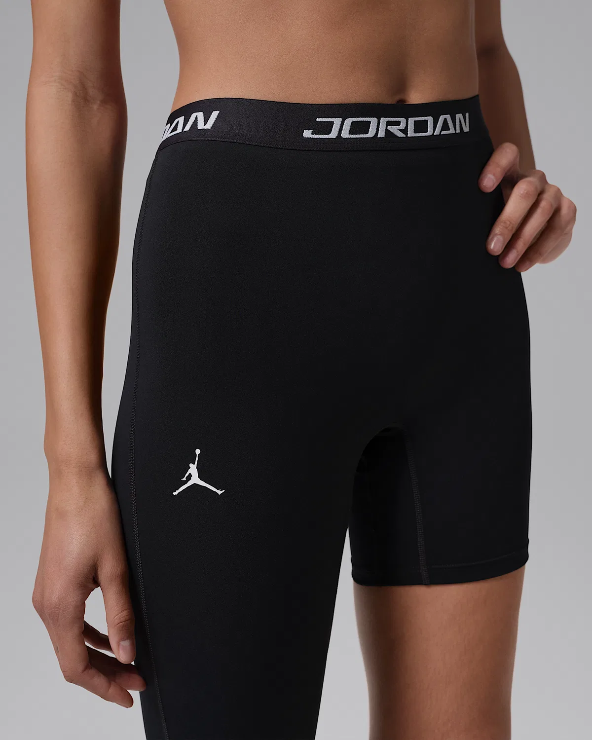 Женские баскетбольные леггинсы с высокой посадкой на одну ногу (правая) Jordan Sport, Black/White — фото 3