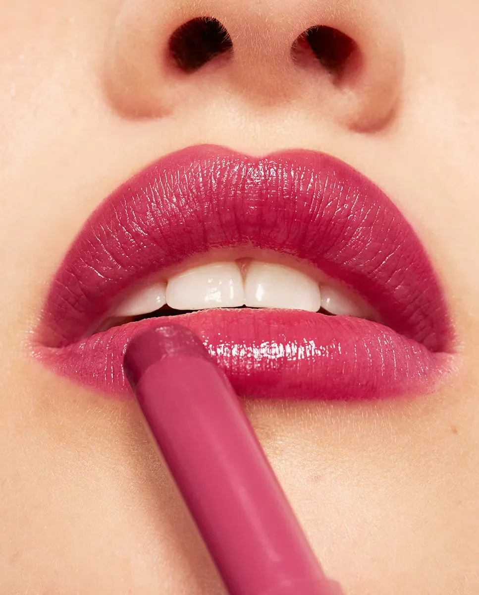 Увлажняющая помада цвета с сияющим финишем The Color Lip Glow 3Ina, 385 — фото 2