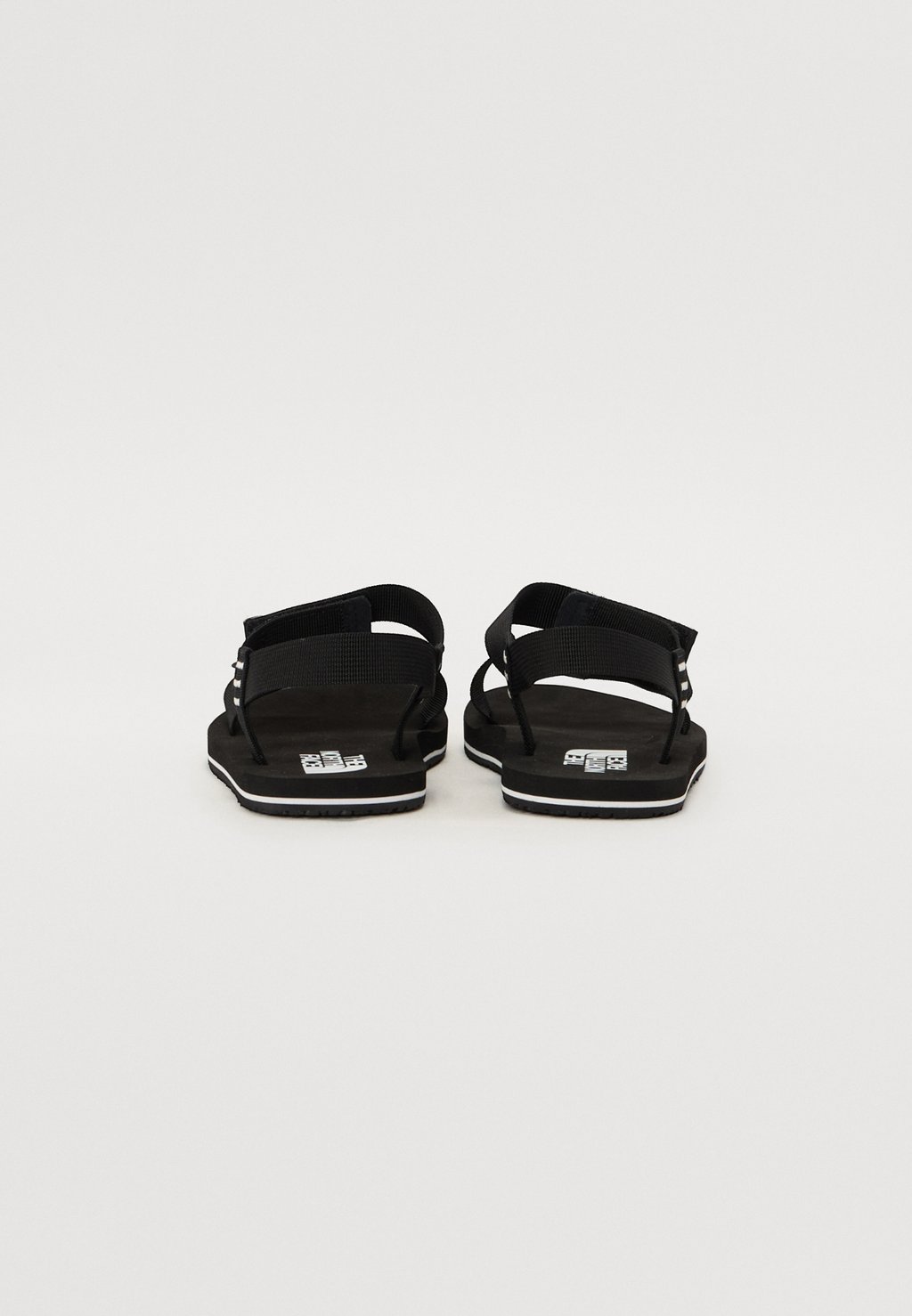 Сандалии для ходьбы SKEENA UNISEX The North Face, черный — фото 3