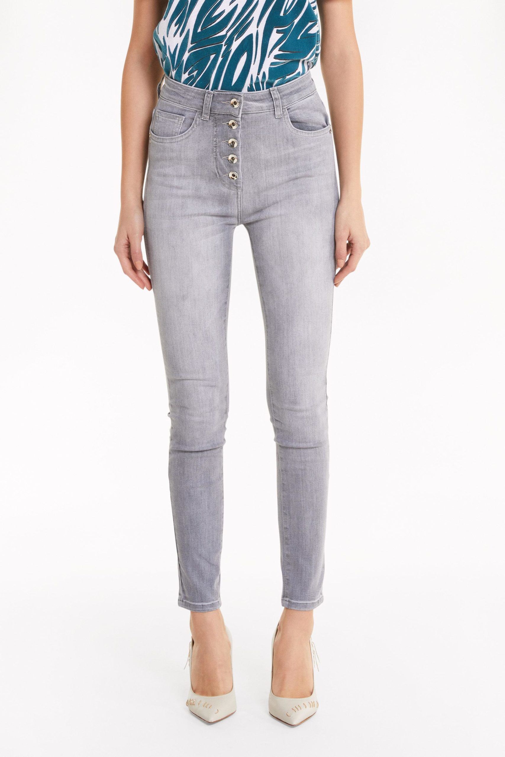 

Джинсы Slim Fit с вышитыми карманами Patrizia Pepe, серый