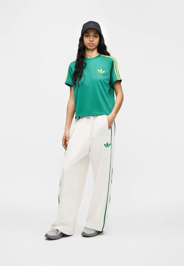 Футболка «жар-птица» (базовая) Adidas Originals, Bold Green/Yellow/Off White — фото 3