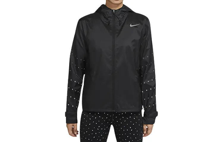 

Женская куртка Nike, цвет Black