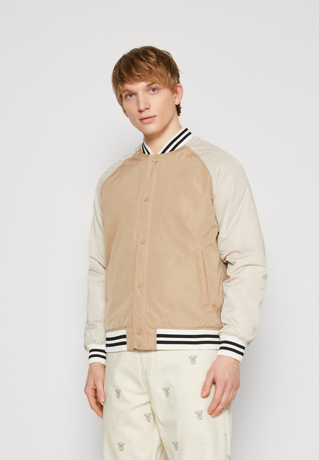 

Куртка-бомбардировщик Only & Sons, цвет chinchilla