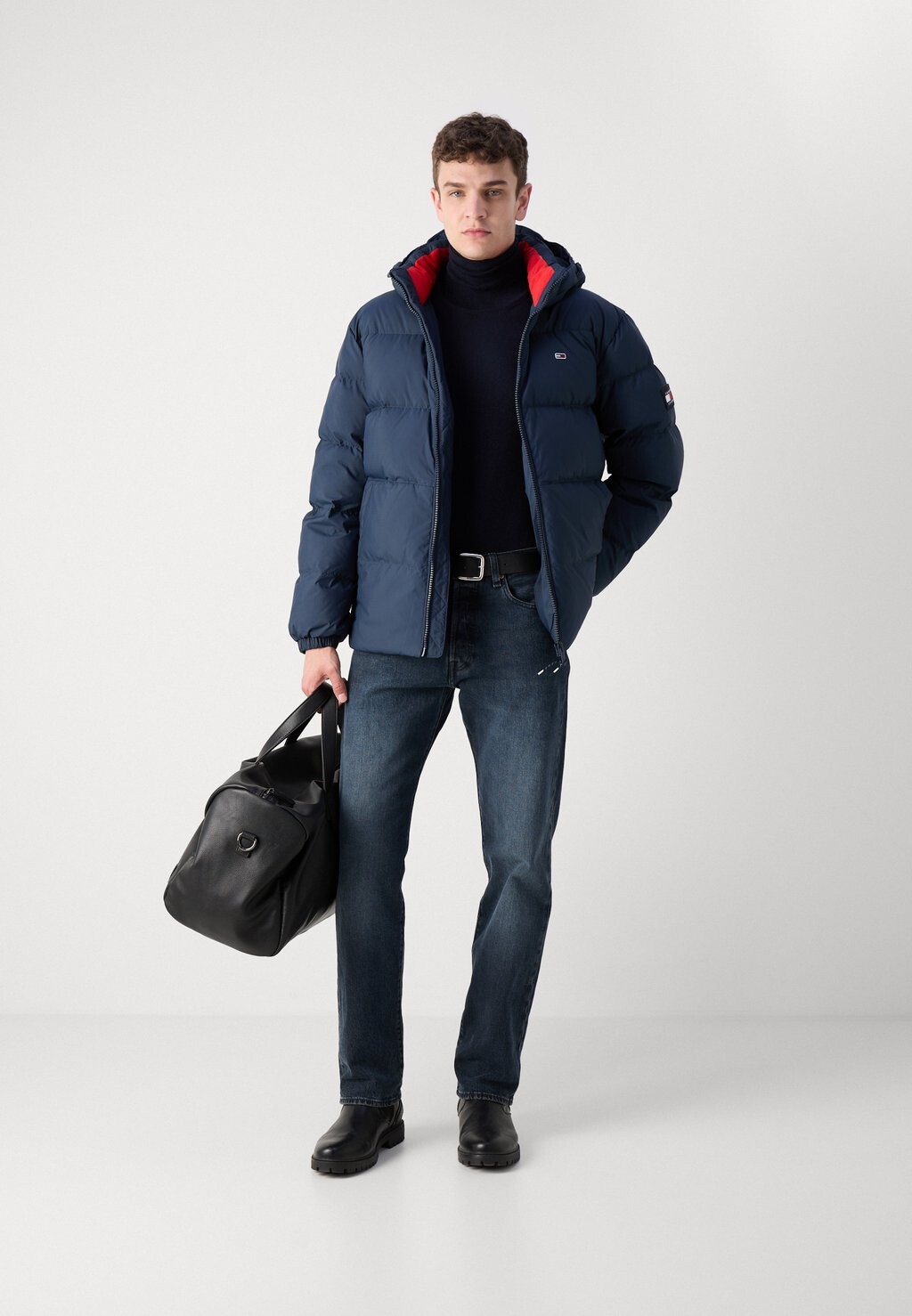 

Пуховик ESSENTIAL JACKET Tommy Hilfiger, темно-синий