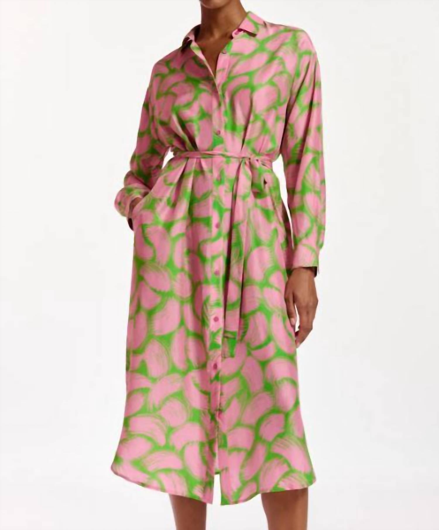 

Шелковое платье-рубашка Freya Midi в цвете Green Lizard ESSENTIEL ANTWERP