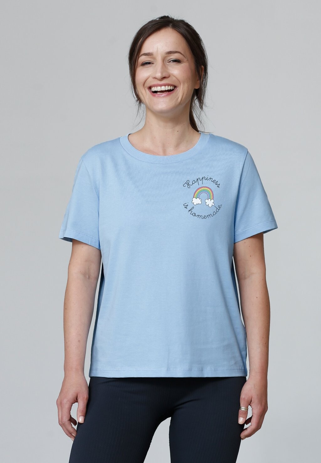 

Футболка с принтом HAPPINESS IS HOMEMADE watapparel, светло-голубой
