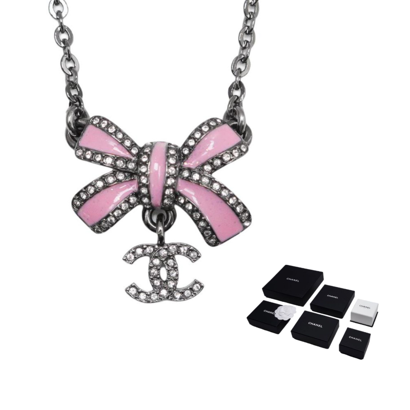 

CHANEL Колье из смолы с кристаллами для женщин Pink/Ruthenium