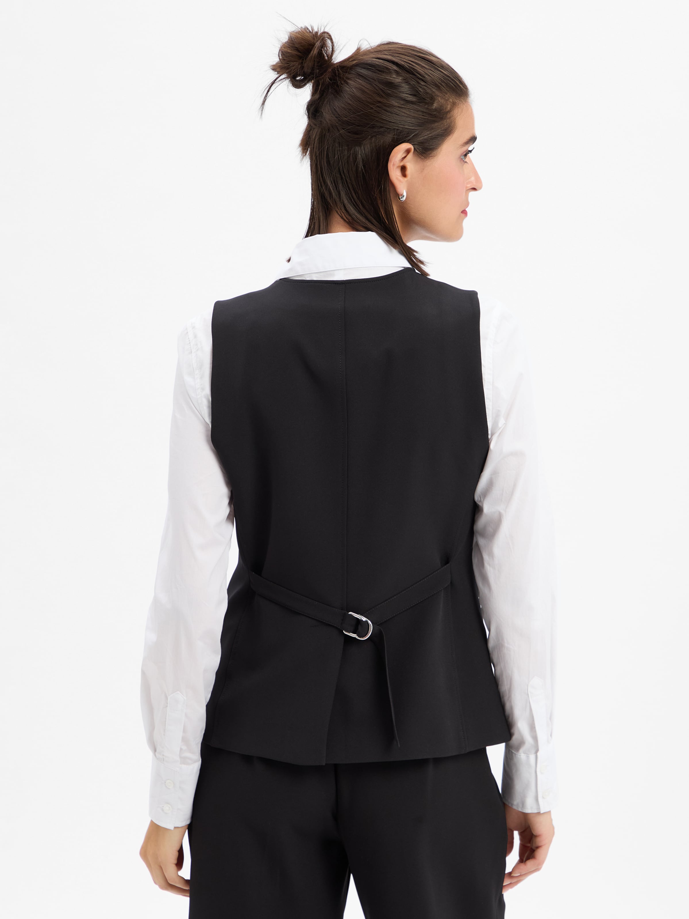 

BOSS Жилет 'C_Javesta1' в черном цвете